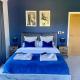 Stunning modern home set in beautiful grounds., Bath - Photo 9