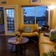 Tranquility 2 bedroom Villa by the lake with green backyard, Staley