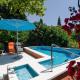 Villa Gemma - Four Bedroom Villa with Terrace and Swimming Pool