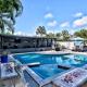 Mermaids Cove Heated Pool Jacuzzi Firepit Beach Access, Lantana - Photo 2