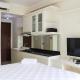 Homey and Nice Studio at Signature Park Grande Apartment By Travelio, Jakarta - Fotografie 8