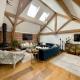 Open plan barn conversion in Herefordshire - Photo 5