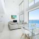Endless Blue - Stunning Beachfront Living with Pool Gold Coast - Zdjęcie 7