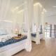 Host Wise - Elegant Loft with Historic Charm & Terrace, Portel (zdjęcie 2)