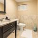 Luxury Suite in Glen Ellyn - Photo 7