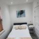 Highfield House - Ensuite, Parking, Wifi, Smart TV, Self Catering - Serving Contractors, Tourists, Santa Pod & Silverstone!, Уэллингборо (фото 10)