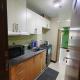 Cubao Manhattan Heights Residential Condo TB30N - High Floor Studio with Balcony City View, Pool, Netflix, 5-Min Walk to the Araneta Coliseum Gateway Mall SM - Staycations by SMS, Manila - Fotografie 3