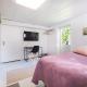 Guest apartment with authentic Finnish wooden sauna, 10 min drive from the airport, Helsinki (zdjęcie 3)