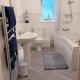 2 Bed Cottage in Peaceful South Lakes Village Cark - Foto 8
