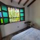Beautiful Double Room, Private Bathroom, Garden Cali - Photo 4