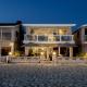 8BR Beach Duplex with Ocean Views, Patio & Pool Table Newport Beach - Zdjęcie 6