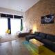 SC 00 LOFT by ROCKCHAIR Apartments l SUPERHOST Status l Unique & Style Loft 205 sqm 2 Floors Tablefootball Tabletennis 3 Bathrooms Boxspringbeds welcomes you!, Берлин - Фото 1