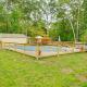 Pet-Friendly Apt with Hot Tub Near the Hamptons!, Aquebogue (foto 3)