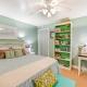 Pet-Friendly Apt with Hot Tub Near the Hamptons!, Aquebogue (foto 10)
