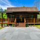 Creekside Cabin in Bainbridge with Wraparound Deck!, Sidney