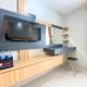 Comfy Studio at Gateway Park LRT City Jatibening Apartment By Travelio Bekasi - Fotografie 10