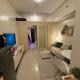 Cozy 1BR Netflix & Alexa w Balcony Free Pool, Manila - Fotografie 10