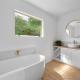 Spacious room in Browns Bay, Окленд - Фото 8