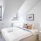 Elegant 4-Guest Retreat near Old Town, Praga - Zdjęcie 7