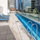 Stylish City Getaway with Pool Gym Parking Brisbane - Foto 1