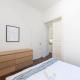 Metropolitan Prague Apt with Amenities, Praga - Foto 6