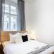 Metropolitan Prague Apt with Amenities, Praga - Foto 9