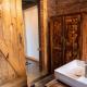 WE Woods Farm Manesar, 6BR Lux King Beds, Pvt Pool, Gurgaon - Foto 5