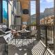 NEW Spacious MTN View Condo, PRIME location with Hot Tub, Free National Park Pass, Huge Patio, BBQ, Sleeps 7, Canmore - Fotografie 9