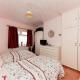 Guest house, Old Clee (photo 8)
