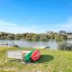 Lazy Lodge on Blanche - A Family Escape on the River, Hindmarsh Island - Фото 1