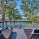 Lakefront Lodge, Hot Tub, Dock, Kayaks, Lake Ariel (фото 3)