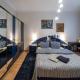 Alunana Premium & Fireplace apartment in Art Nouveau district, 63 sqm, 1870s, Self check-in, Riga (foto 6)