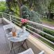 Beautiful apartment, beautiful view, quiet, 6min walk from metro1 and 20min from LOUVRE