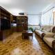 Azure Stay in Downtown Brasov - Free Parking, Μπρασόβ - Φωτογραφία 5