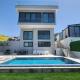 Villa Peak, Milas