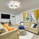 3 Mi to USF Chic Home with Yard in Tampa!