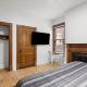Oakland, Pittsburgh !D Modern and Stylish Private Bedroom with Shared Bathroom - Foto 4