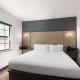 Ramada by Wyndham Studio Suites Dothan, Dothan (Foto 10)