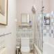 Spacious double bedroom in Kensington, Londres - Photo 9