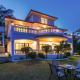 StayVista's Casa Ela - Pool, scenic views, and ping pong for a perfect retreat, Lonavala - Foto 1
