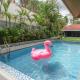StayVista's Casa Ember - Relax with a Pool Table, Gazebo, and Inviting Swimming Pool, Lonavala - Fotografie 2