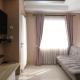 Spacious Studio with Extra Room at Grand Asia Afrika Apartment By Travelio Bandung - Foto 8