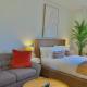 Chic Minimalist City Retreat, Кейптаун - Фото 4