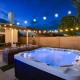 Glendale Nights - Pool Hot Tub Put Put Foosball - Fotografie 7