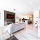 Modern Retreat - 3 King Beds - Garage - WiFi - Sleeps 10, Edmonton (foto 7)