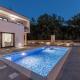 Luxury Villa Oriolus, heated pool, sauna, Split Srinjine - Foto 8
