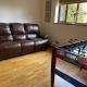 Spacious Home, 6 large bedrooms, full sky package, sleeps 14, Pattishall (foto 9)
