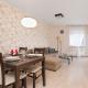 Przytulny Apartament z Widokiem na Morze i Parkingiem by Noclegi Renters