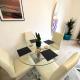The City Surf Apartment - By Coastline Retreats - FREE PARKING INCLUDED - Sleeps 5 - City Centre Bournemouth - Foto 5