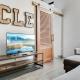 320- Downtown Loft Luxe Mattress Prking FAST Wifi, Cleveland - Photo 2